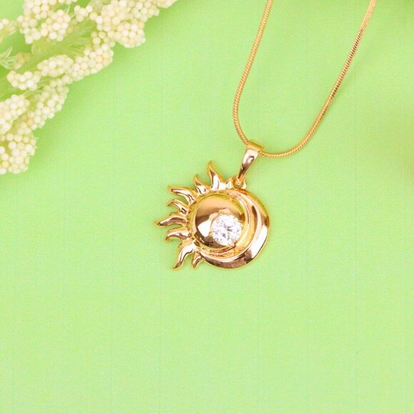 "Round Green Stone Pendant in Rose Gold Finish, XPPT1561 - Picture 11 of 13